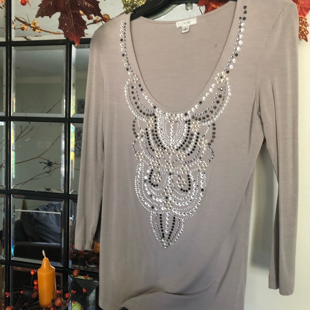 Ladies top - Picture 2 of 4